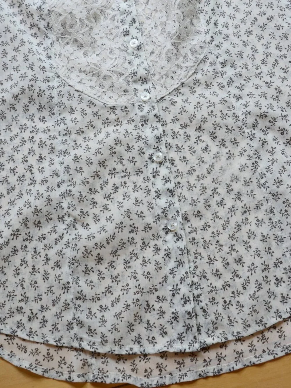 FREE PEOPLE Women's Sheer Floral Button Up Long Sleeve Lace Inserts Size S